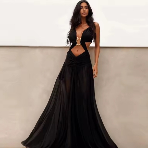 Dresses & Skirts - Sexy Hollow Out Long Dresses For Women Chic PleatedV Neck Halter Sleeveless Bac